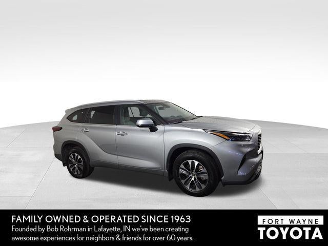 2024 Toyota Highlander Hybrid XLE
