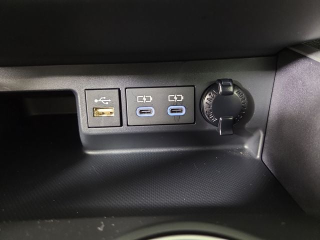 2024 Toyota Highlander Hybrid XLE