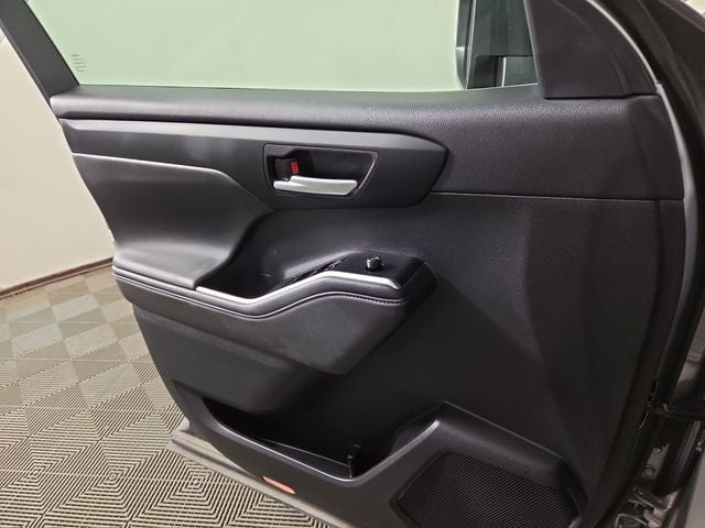 2024 Toyota Highlander Hybrid XLE