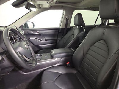 2024 Toyota Highlander Hybrid XLE