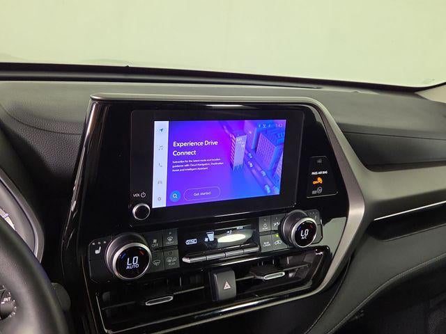 2024 Toyota Highlander Hybrid XLE