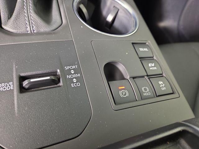 2024 Toyota Highlander Hybrid XLE
