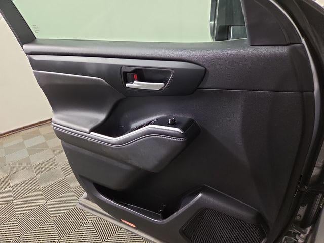 2024 Toyota Highlander Hybrid XLE