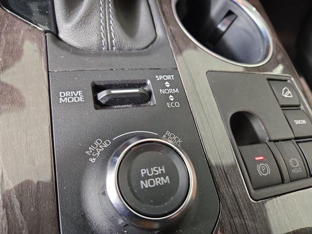 2023 Toyota Highlander Platinum