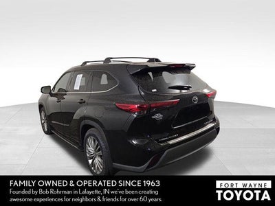 2023 Toyota Highlander Platinum