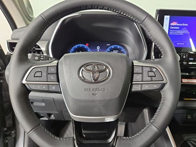 2025 Toyota Highlander Platinum