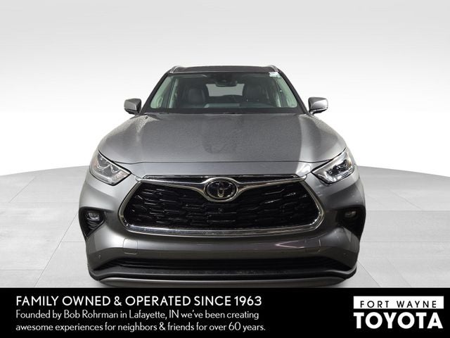 2025 Toyota Highlander Platinum