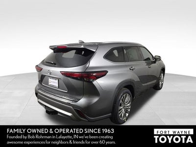 2025 Toyota Highlander Platinum