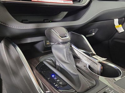 2025 Toyota Highlander Platinum
