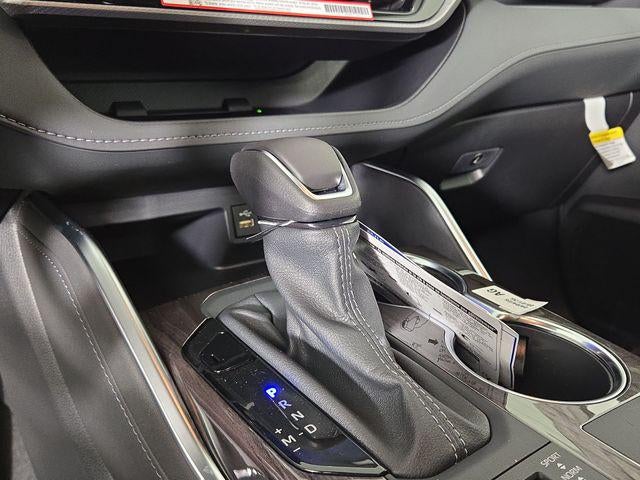 2025 Toyota Highlander Platinum