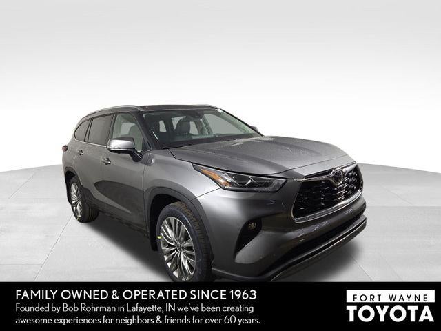 2025 Toyota Highlander Platinum