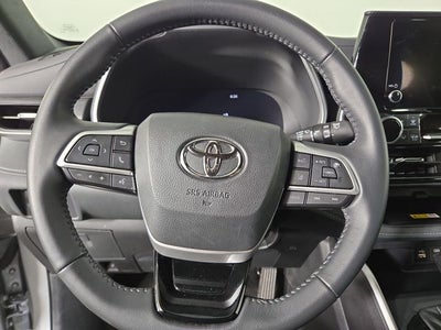 2025 Toyota Highlander XSE