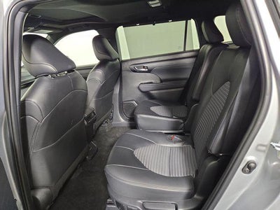 2025 Toyota Highlander XSE