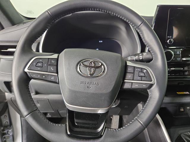 2025 Toyota Highlander XSE