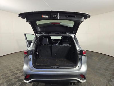 2025 Toyota Highlander XSE