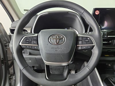 2025 Toyota Highlander XLE