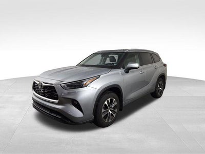 2025 Toyota Highlander XLE