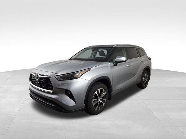 2025 Toyota Highlander XLE
