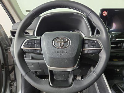 2025 Toyota Highlander XLE