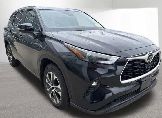 2025 Toyota Highlander XLE