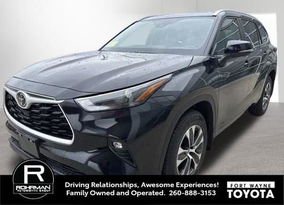 2025 Toyota Highlander XLE