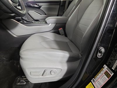 2025 Toyota Highlander XLE