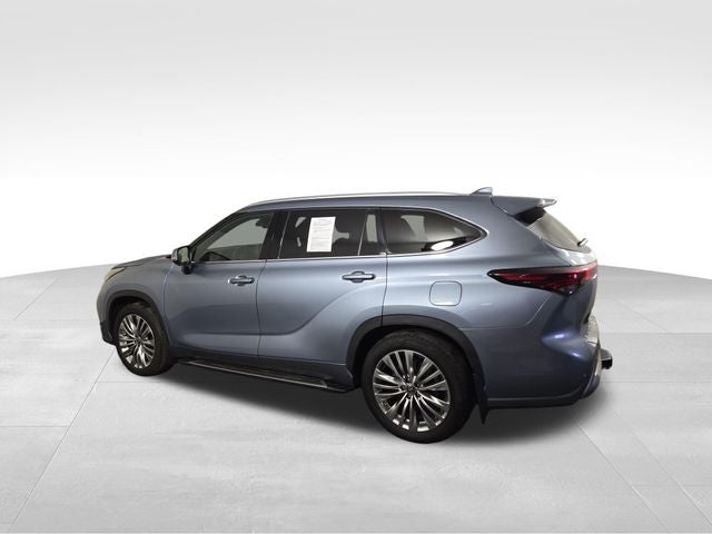 2024 Toyota Highlander Platinum