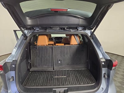 2024 Toyota Highlander Platinum