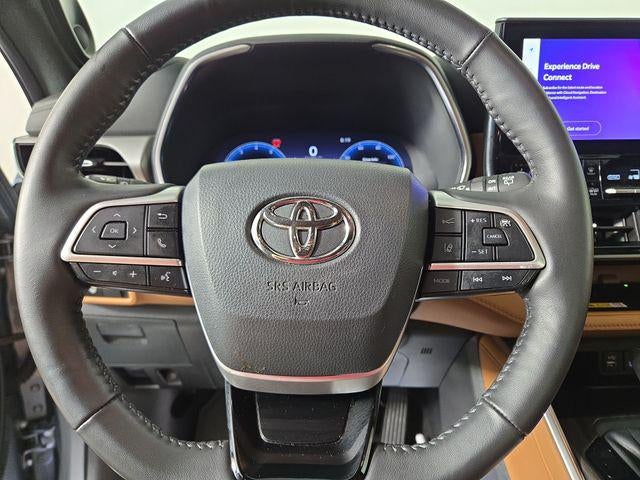 2024 Toyota Highlander Platinum