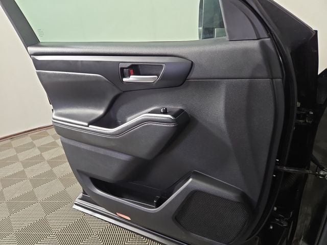 2025 Toyota Highlander XSE
