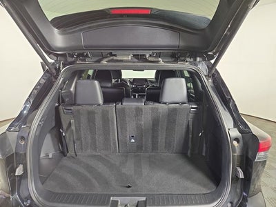 2025 Toyota Highlander XSE