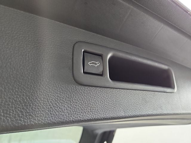 2025 Toyota Highlander Platinum