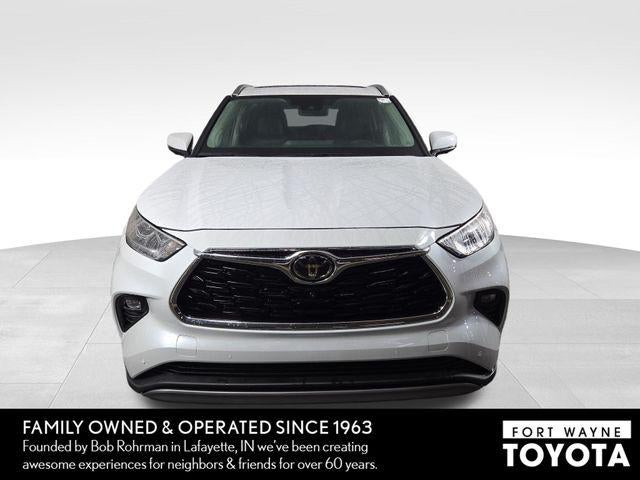 2025 Toyota Highlander Platinum