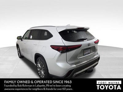 2025 Toyota Highlander Platinum