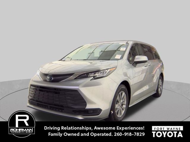 2023 Toyota Sienna LE 8 Passenger