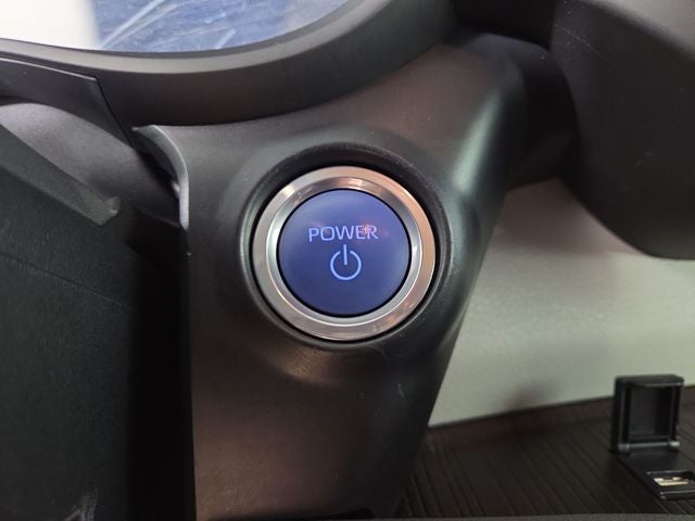 2023 Toyota Sienna LE 8 Passenger
