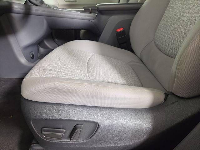 2023 Toyota Sienna LE 8 Passenger