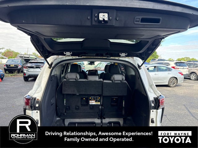 2021 Toyota Sienna LE 8 Passenger