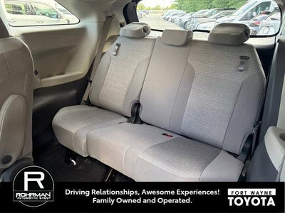 2021 Toyota Sienna LE 8 Passenger