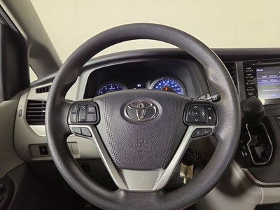 2020 Toyota Sienna LE 8 Passenger
