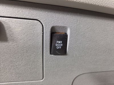 2020 Toyota Sienna LE 8 Passenger