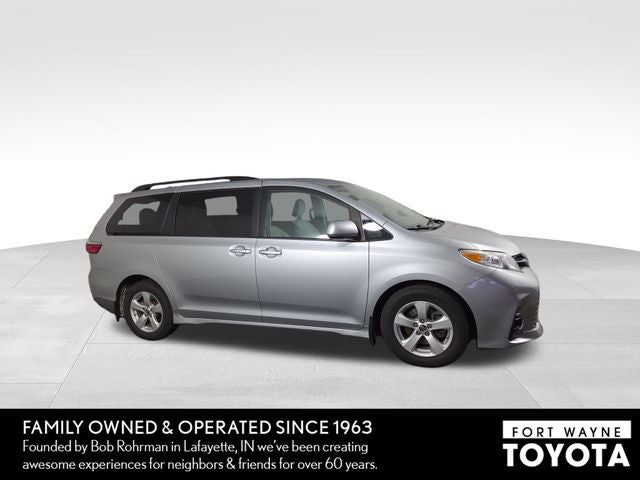 2020 Toyota Sienna LE 8 Passenger