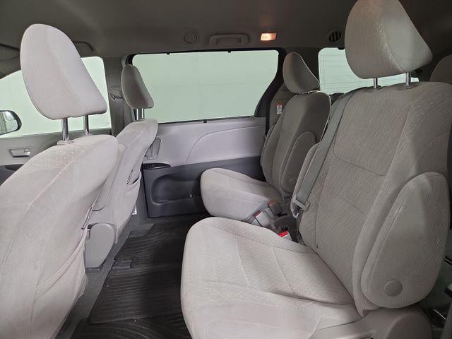 2020 Toyota Sienna LE 8 Passenger