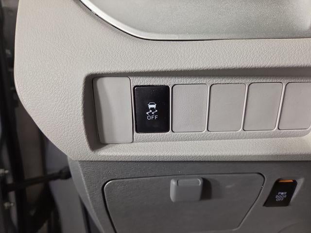 2020 Toyota Sienna LE 8 Passenger