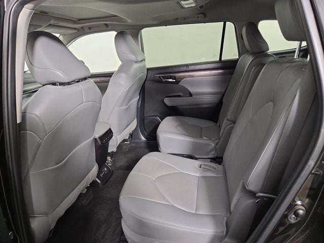 2024 Toyota Highlander Hybrid Limited