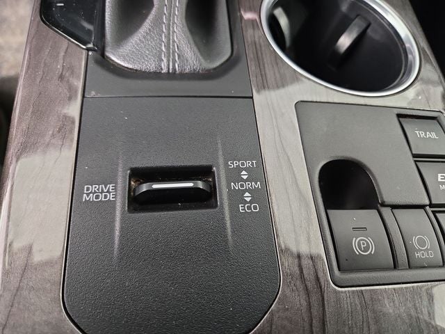 2024 Toyota Highlander Hybrid Limited