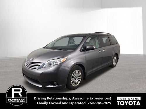 2015 Toyota Sienna XLE 8 Passenger