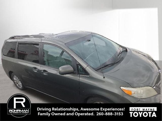 2011 Toyota Sienna XLE