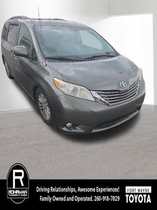 2011 Toyota Sienna XLE