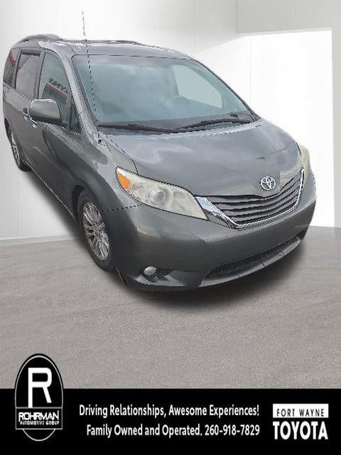 2011 Toyota Sienna XLE